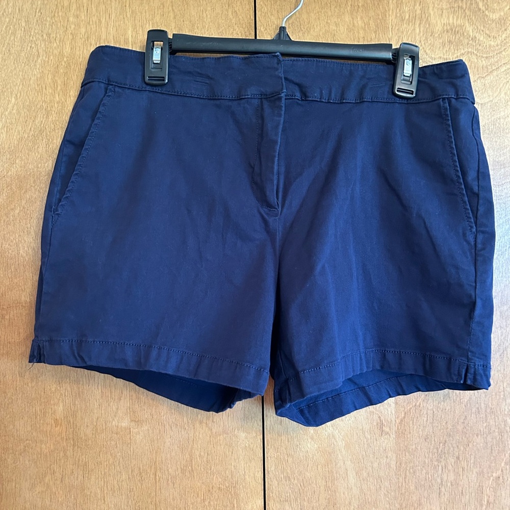 NWOT Classic Navy reCreation Women's Shorts - Picture 1 of 7
